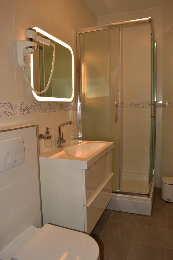 B&B Cool Centre Zagreb Luaran gambar